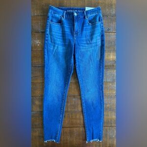 American Eagle Low Rise Curvy Jegging Jeans 8 Long NWT